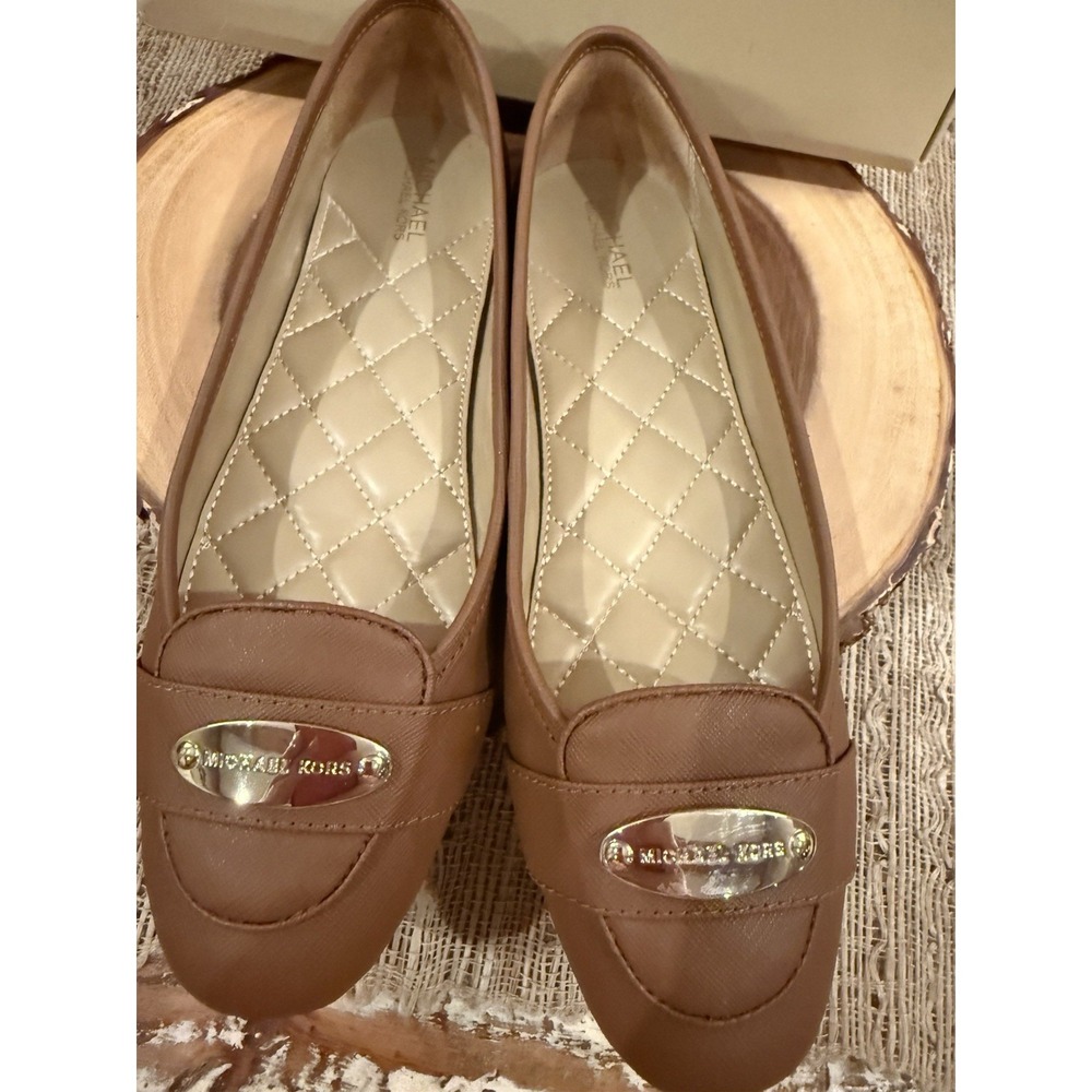 Michael Kors Lillie Moc leather flats quilted interior Gold Logo Plate NIB